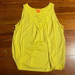 Yellow tank top blouse